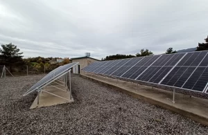 Instalación de placas solares realizadas por Ogisa en Boltaña